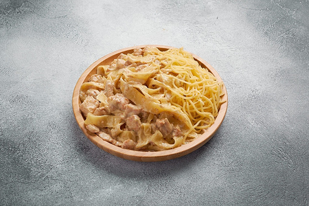 Паста Феттуччине с курицей