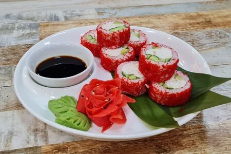 Калифорния с крабом