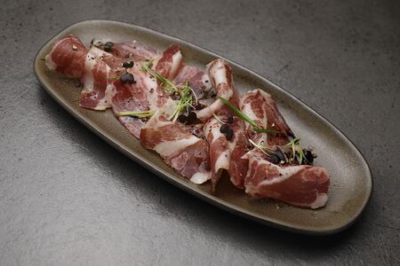 Вяленая свинина