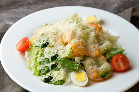 Цезарь с курицей