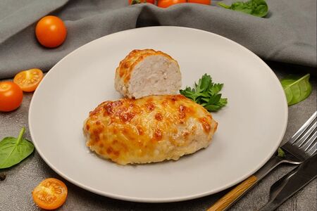 Котлета куриная под сыром
