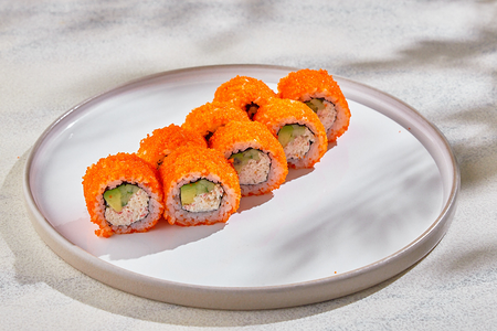 Ролл Калифорния с крабом