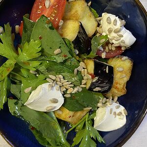 Салат с баклажанами и сливочным сыром