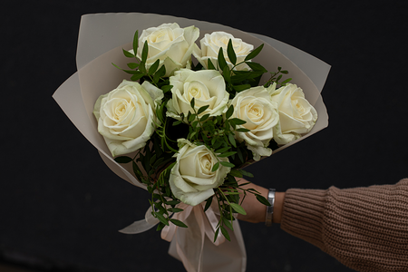 Букет цветов из 7 роз Ред Наоми