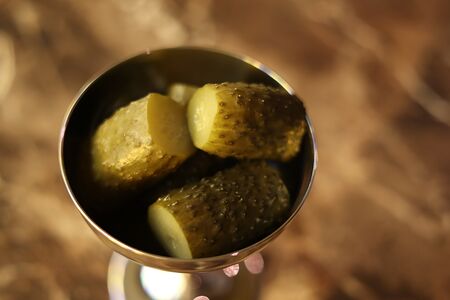 Фирменные огурцы Louis Pasteur с бурбоном