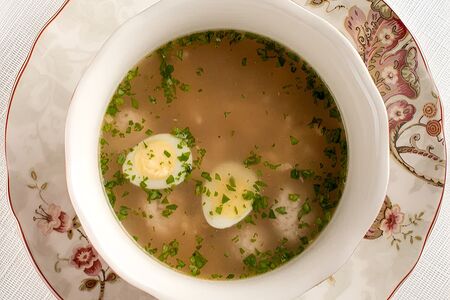 Куриный суп с фрикадельками и домашней лапшой