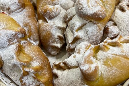 Пирожок постный Яблоко-малина