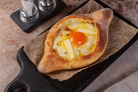 Хачапури по-аджарски