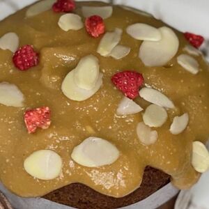 Веган-кулич без глютена и сахара