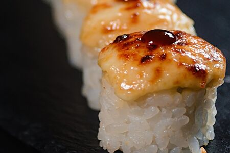 Ролл Сын Сан запечённый