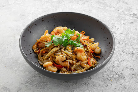 Вок с креветками