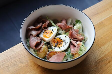 Салат с ростбифом