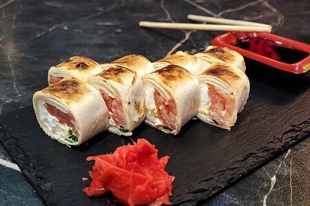 Ролл Тортилья с лососем