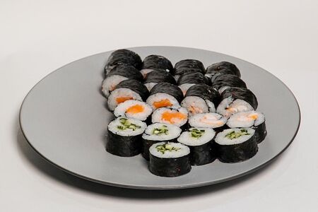 Нори маки с креветкой