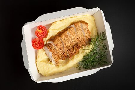 Индейка гриль с картофельным пюре