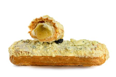 Эклер со свежей грушей и сыром