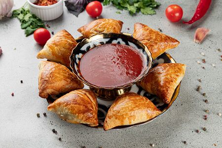 Самса Амири из говядины