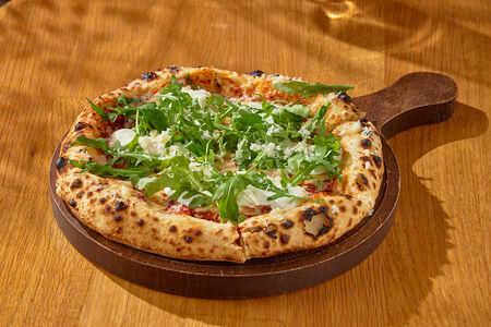 Пицца Маргарита со страчателлой