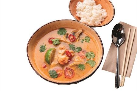 Том ям с морепродуктами