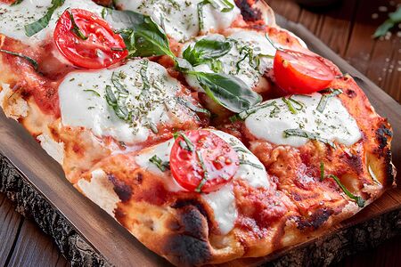 Римская пицца Моцарелла Буффало