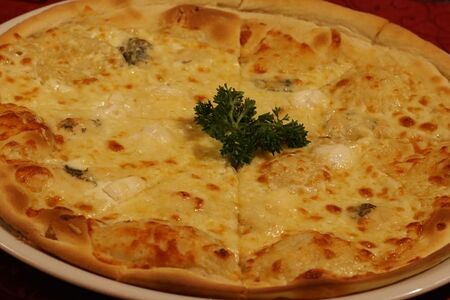 Пицца Четыре сыра