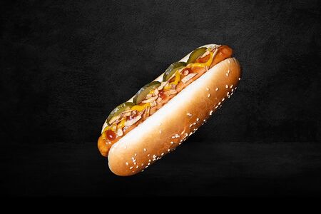 Датский хот-дог с говяжьей сосиской