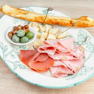Антипасти тарелка