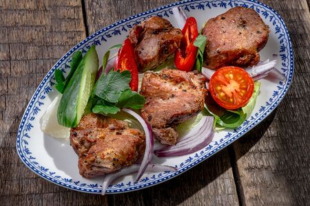 Шашлык из cвинoй шеи