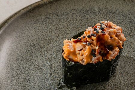 Гунканы с угрем 