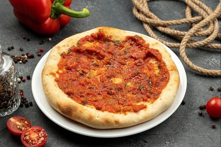 Фокачча с томатной сальсой