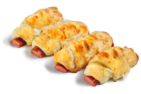 Рoгалики с колбасками