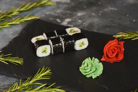 Маки Огурец