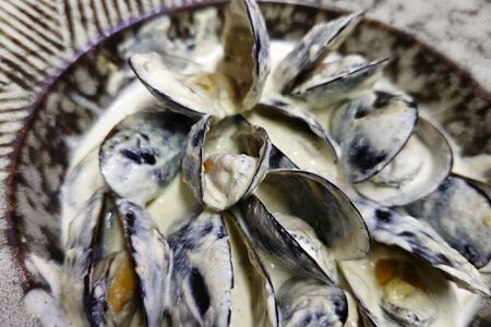 Мидии в сливочном соусе