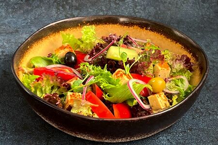 Греческий салат Веган, без глютена