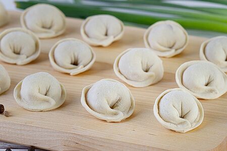 Пельмени ручной лепки из свинины