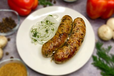 Колбаски с курицей, свининой и зеленью