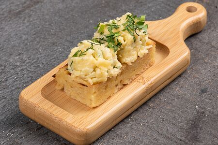 Сырный с чесноком