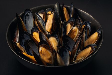 Мидии в тайском соусе карри