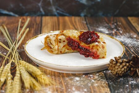 Блин с пряной вишней