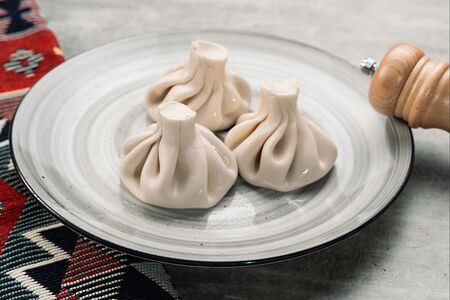 Хинкали с говядиной и свининой