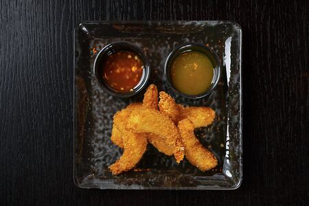 Креветки в панировке с соусом Ананас-чили