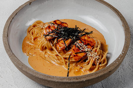 Японская лапша ким чи с лососем