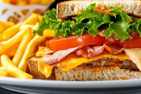 Клаб сэндвич ветчина и сыр