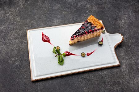 Черничный торт