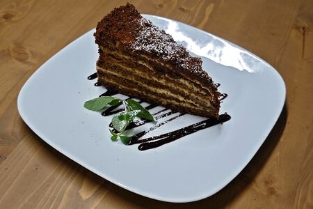 Торт Медовик