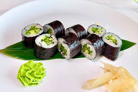 Маки с огурцом