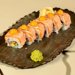 Ролл Лосось татаки