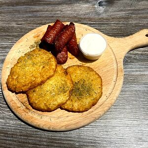 Драники с колбасками