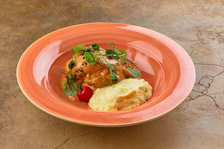 Томленые телячьи щечки