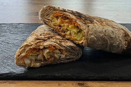 Крымская шаурма острая с сыром моцарелла